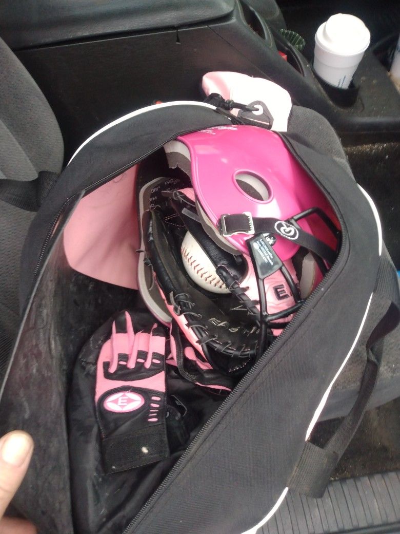 Girls Softball Kit
