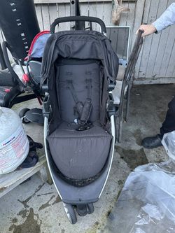 Britax Travel System B-Free