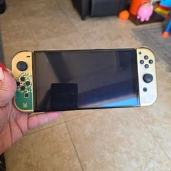 Nintendo Switch OLED Model - Legends of Zelda: Tears of the Kingdom Edition