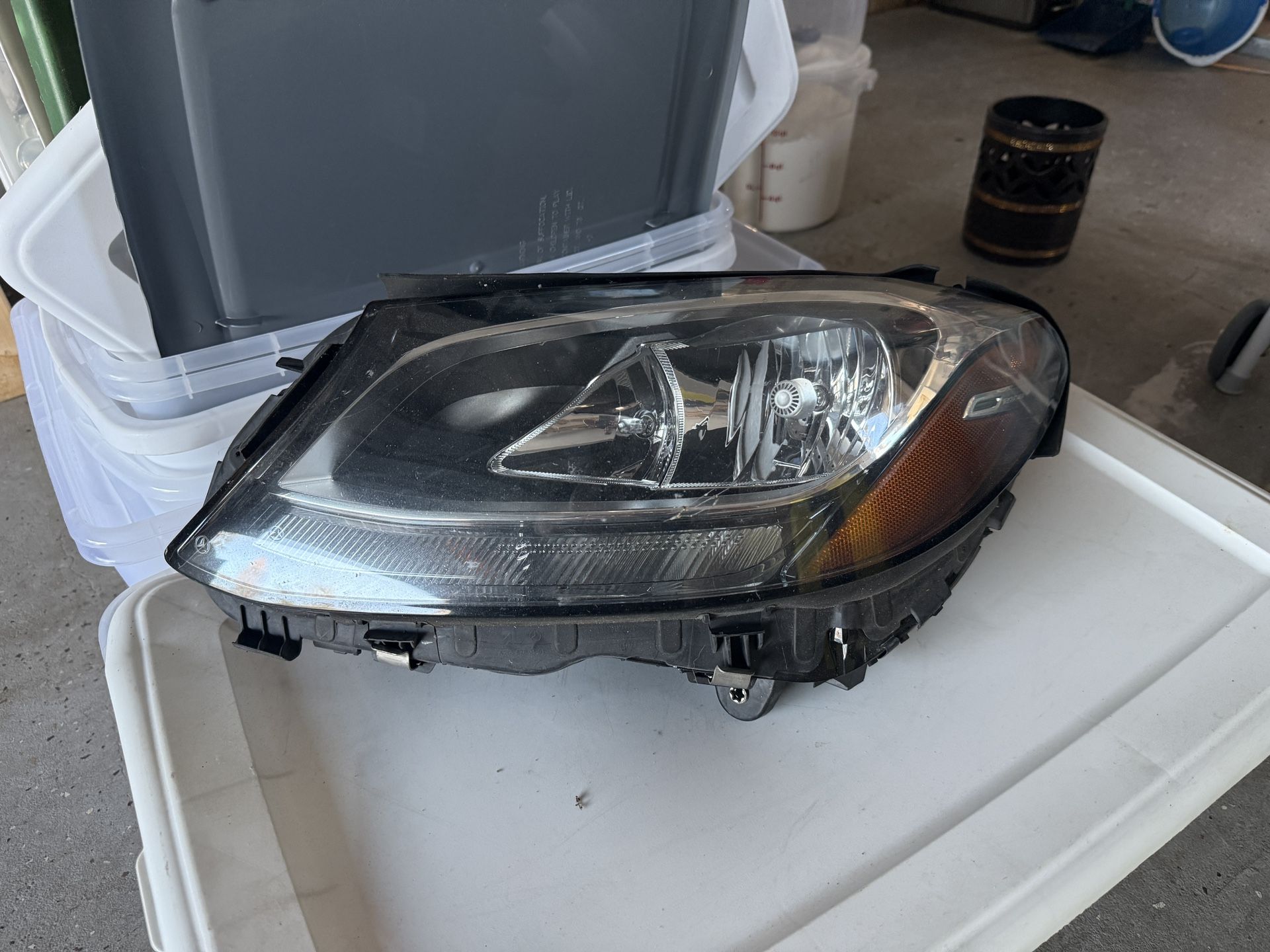 Mercedes Benz 300 Head Lights