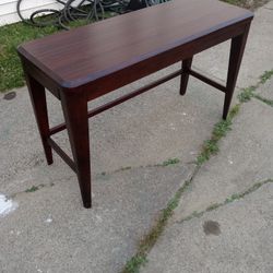 Oak Table Great Condition 