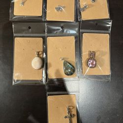 Pendants /charms 