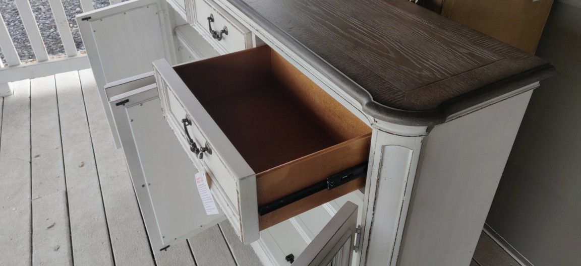 Magnolia Manor Antique White Hall Buffet