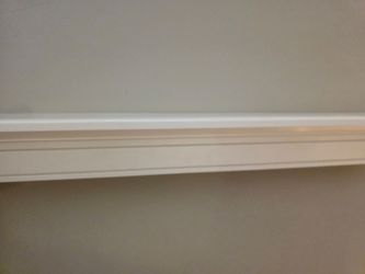 2 beautiful white shelves