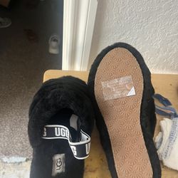 UGG SLIDES 