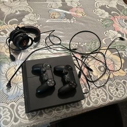 PS4 W/ 2 Controllers And Headset