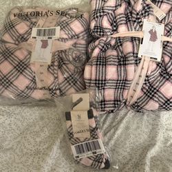 Victoria, Victoria’s Secret Robe With Matching Socks