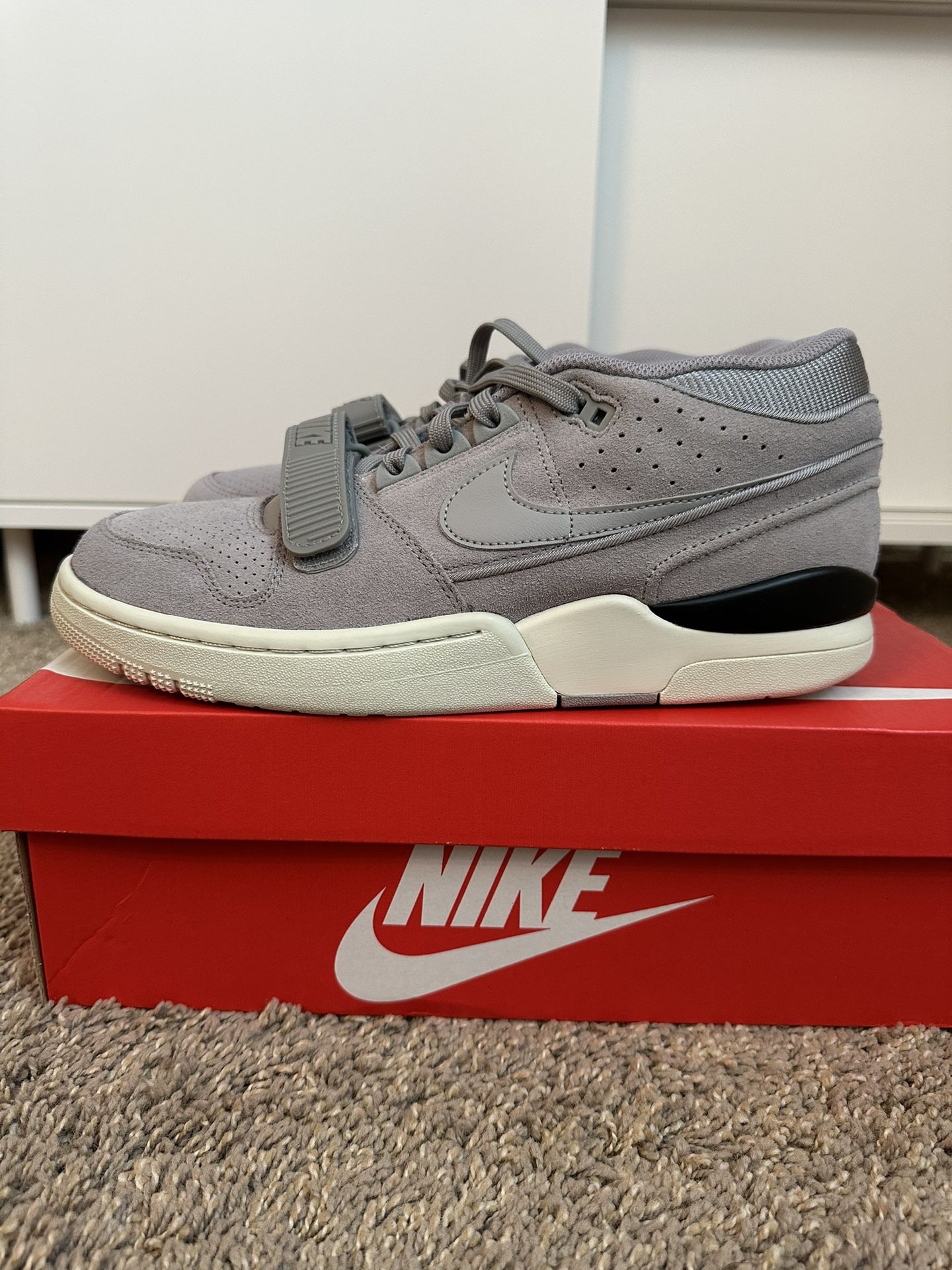 DS NIKE AAF88 LOW