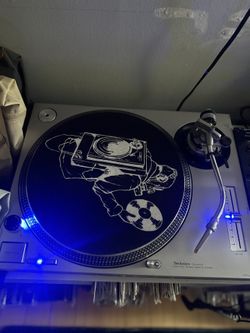 Technics Quarts SL-1200 MK2 Pair & Serato 2 Channel Mixer DJM S3 w/ Coffin odyssey