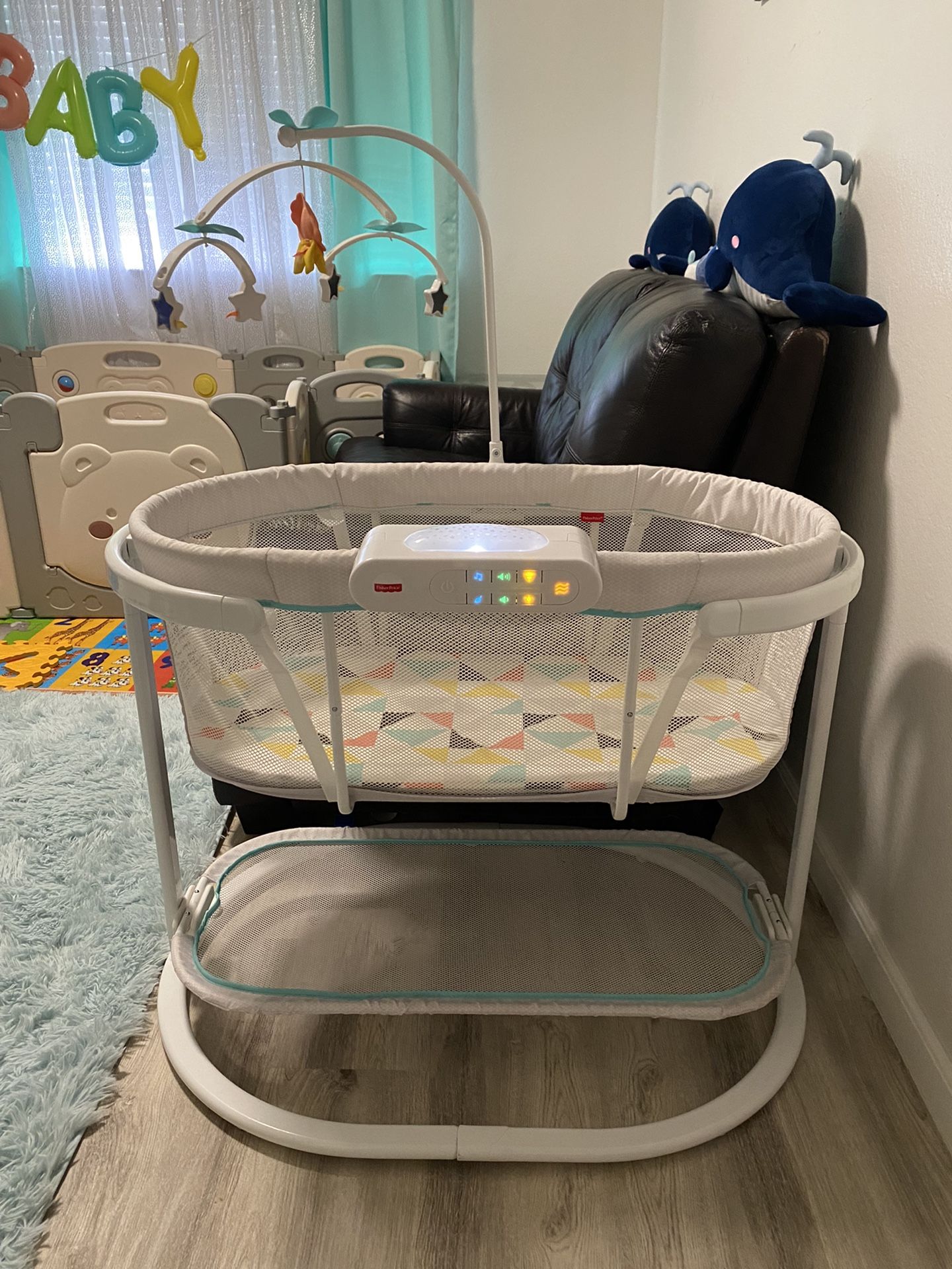 bassinet (baby swing )
