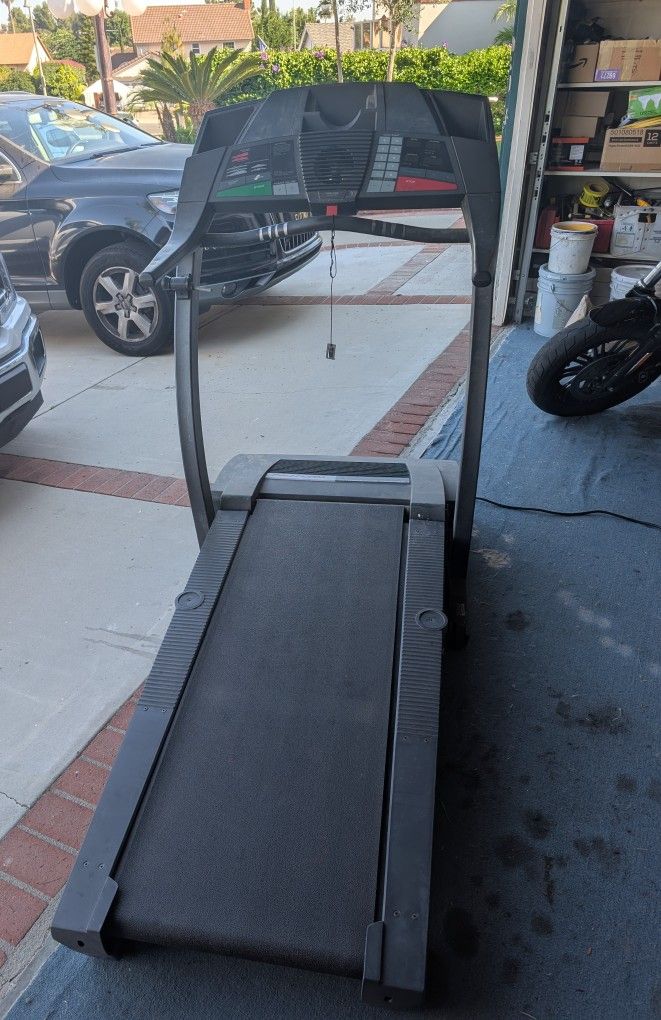 Treadmill Pro Form 540