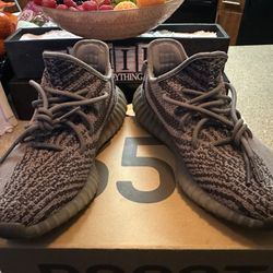 Adidas Yeezy Beluga 2.0 8 - 8.5 