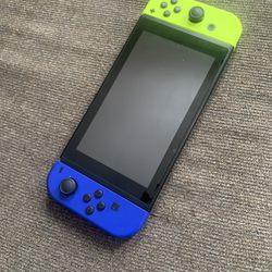 Nintendo Switch (limited Edition) 