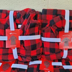 Pijamas $12
