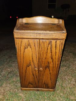 Trash holder Oak Wood Cabinet with Hinged Lid