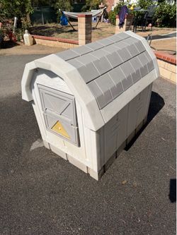 Dog palace foam insulation house