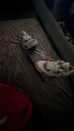 Air Jordan 4 Retro size men 7