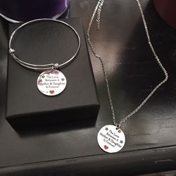 Mother & daughter necklace  and bracelet