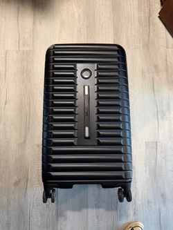 Delsey Paris Luggage Case
