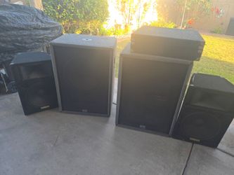 2 Peavey Subs For Sale