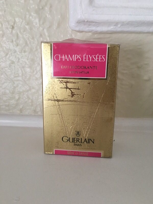 Champs Elysee perfume