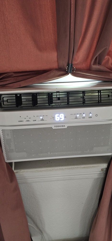 Toshiba 8,000 BTU Smart Window Air Conditioner