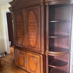 Bookcase/ Entertainment Center