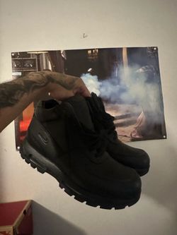 Nike ACG boots