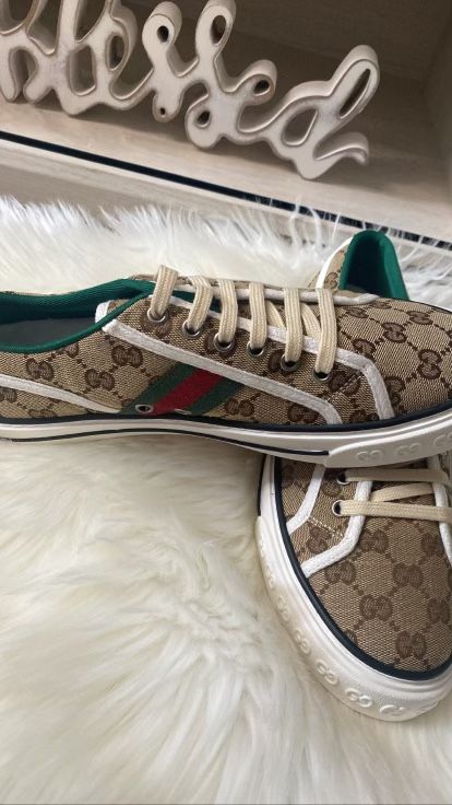 GG Mens Shoes Size 9.5/10/11