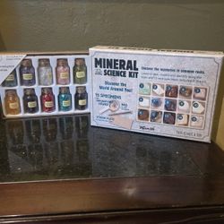Mineral Kit / Bottled Gemstone Chips