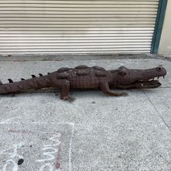 Alligator Iron Sculpture 