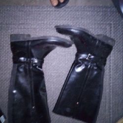 Boots Size 9 
