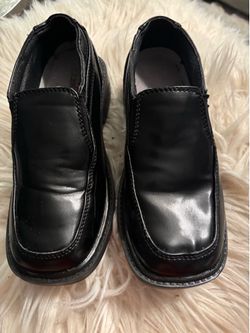 Boy’s  shoes