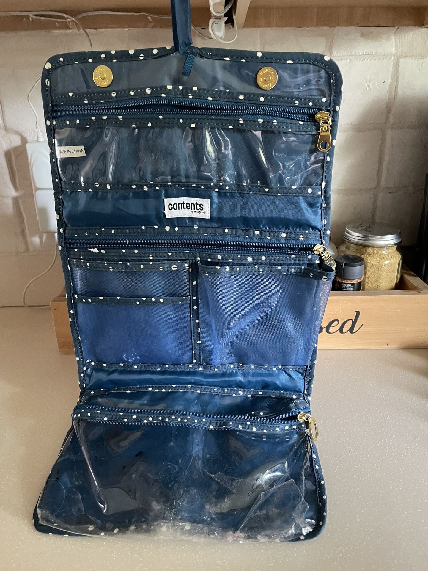 Hanging make up cosmetic bag bag
