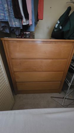 4 drawer chest
