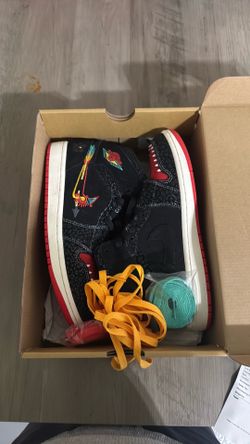 Jordan 1 MID SE Black/Multi Color Siempre Familia