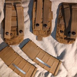 2 A/R Clips And 3 Clip Carriers