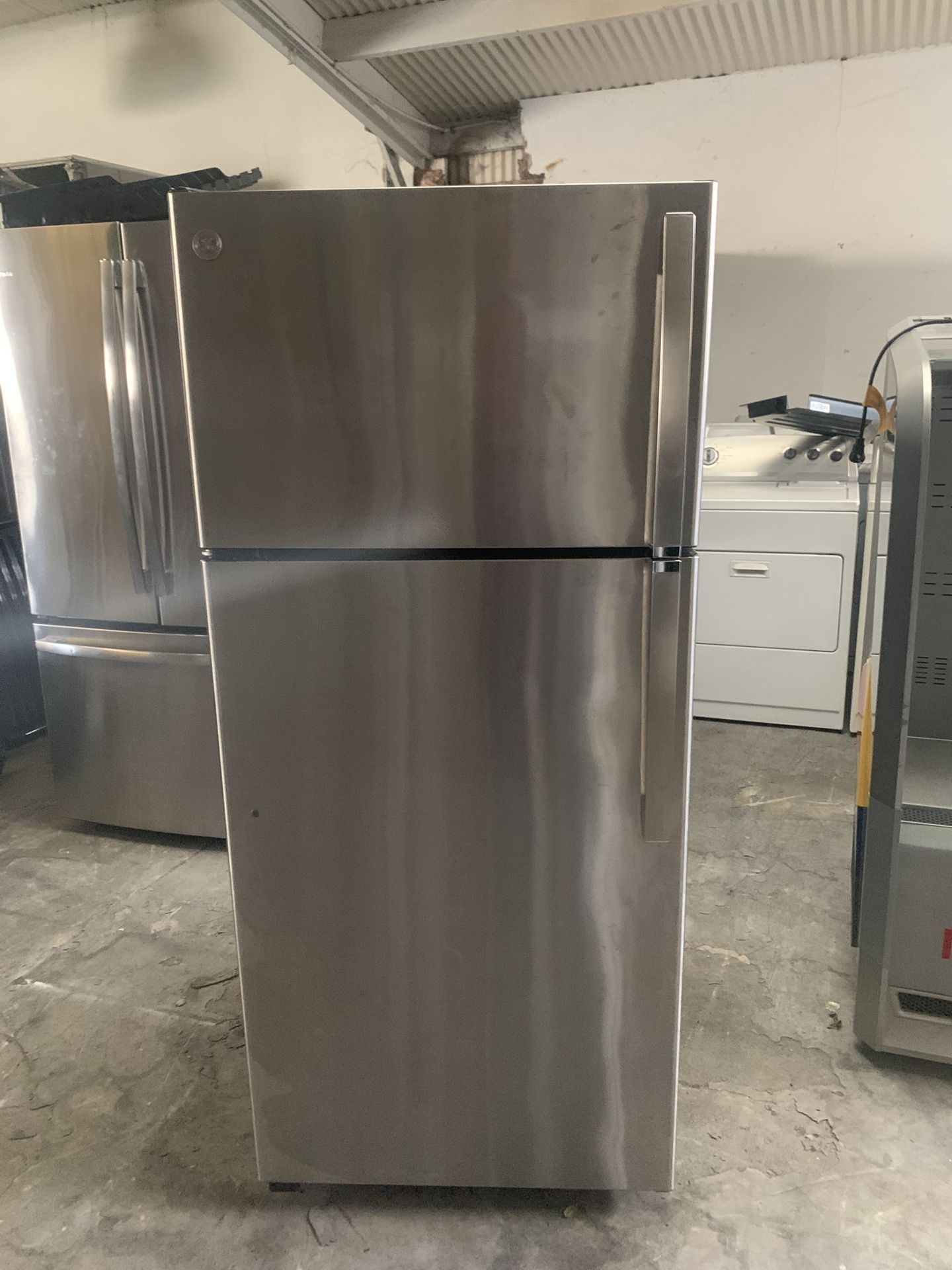 Fridge Ge Good Condition 90 Days Warranty Refry Ge Buenas Condiciones 90 Dias De Garantia