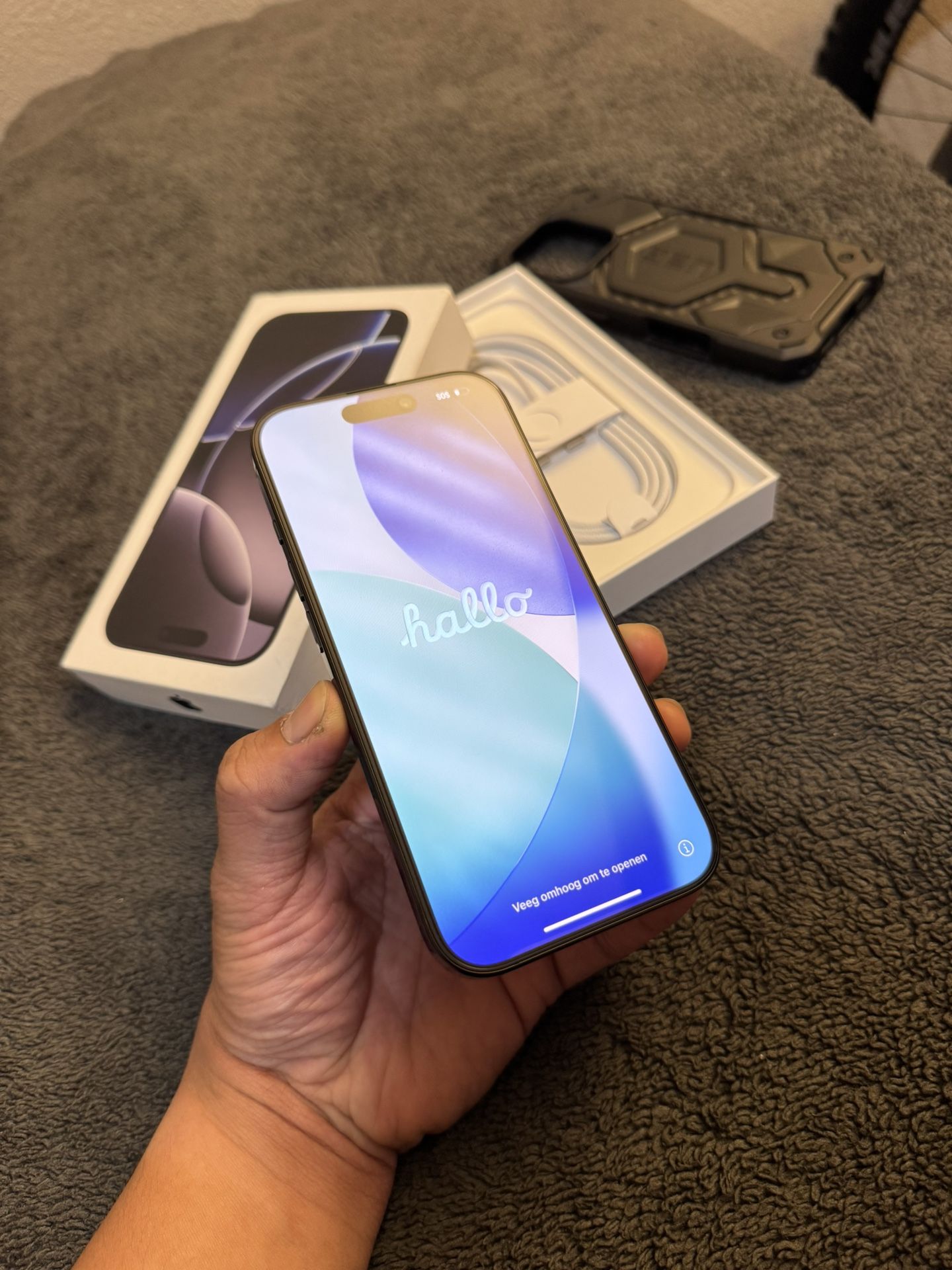 IPhone 16 Pro Black Titanium (T-Mobile)