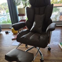 Desk chair
