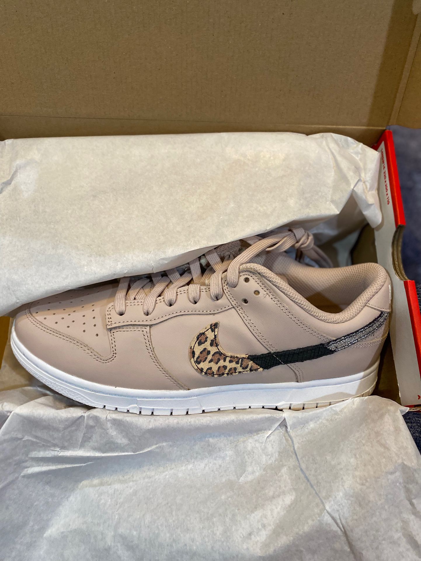 Nike Dunk Low Sz 9.5W