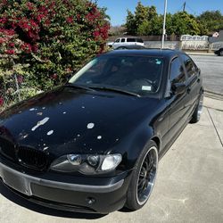 2002 BMW 325i