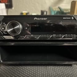 Pioneer Mixttrak Car Stereo 