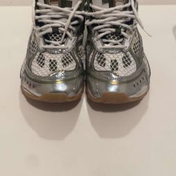 Bottega Veneta Orbits