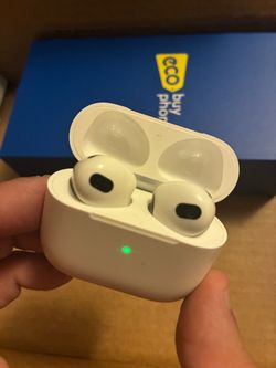 Apple AirPods 3rd Gen With MagSafe Charging Case
