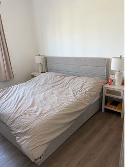MOVING OUT FURNITURE MUST GO