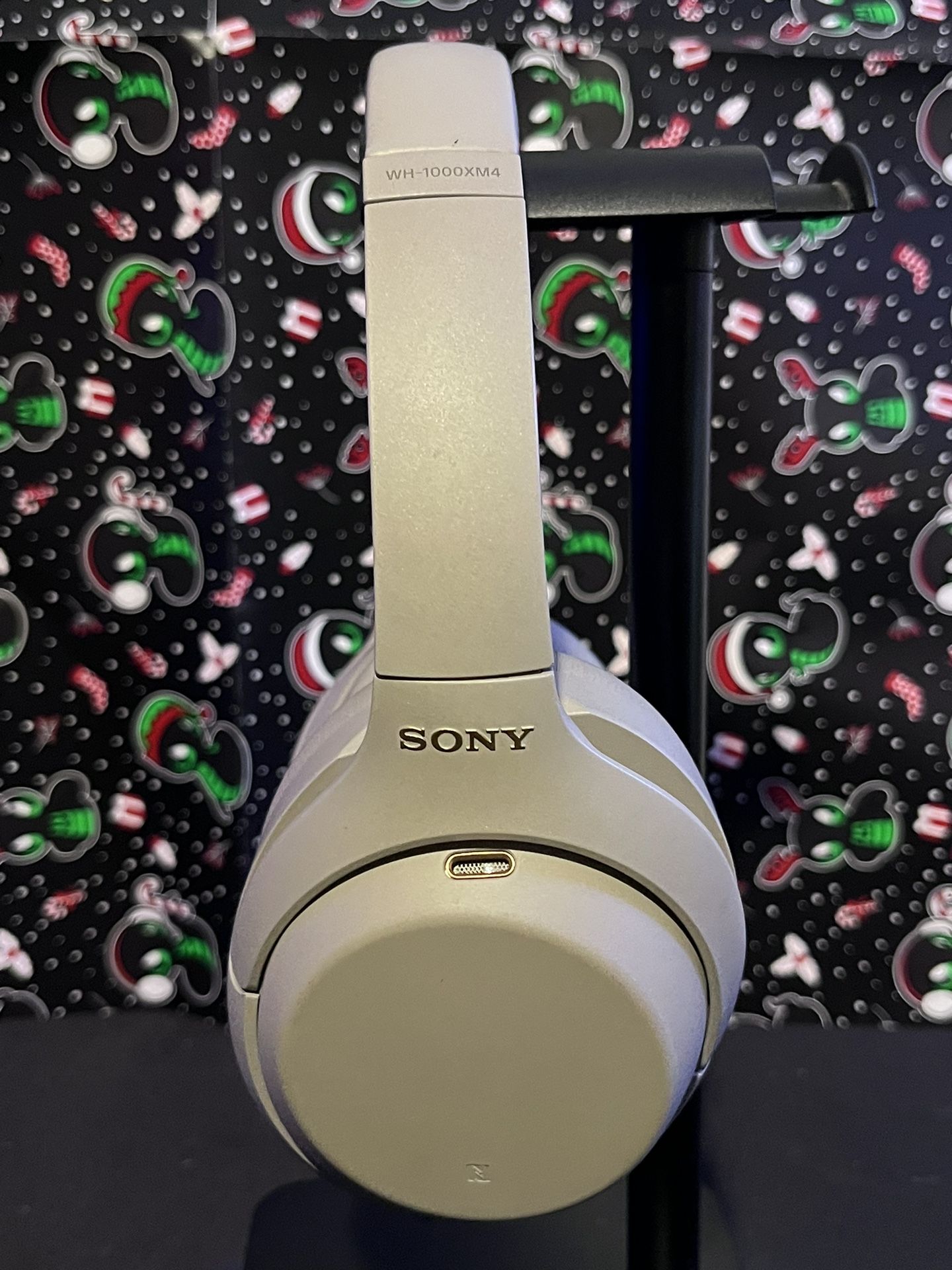 Sony WH-1000XM4