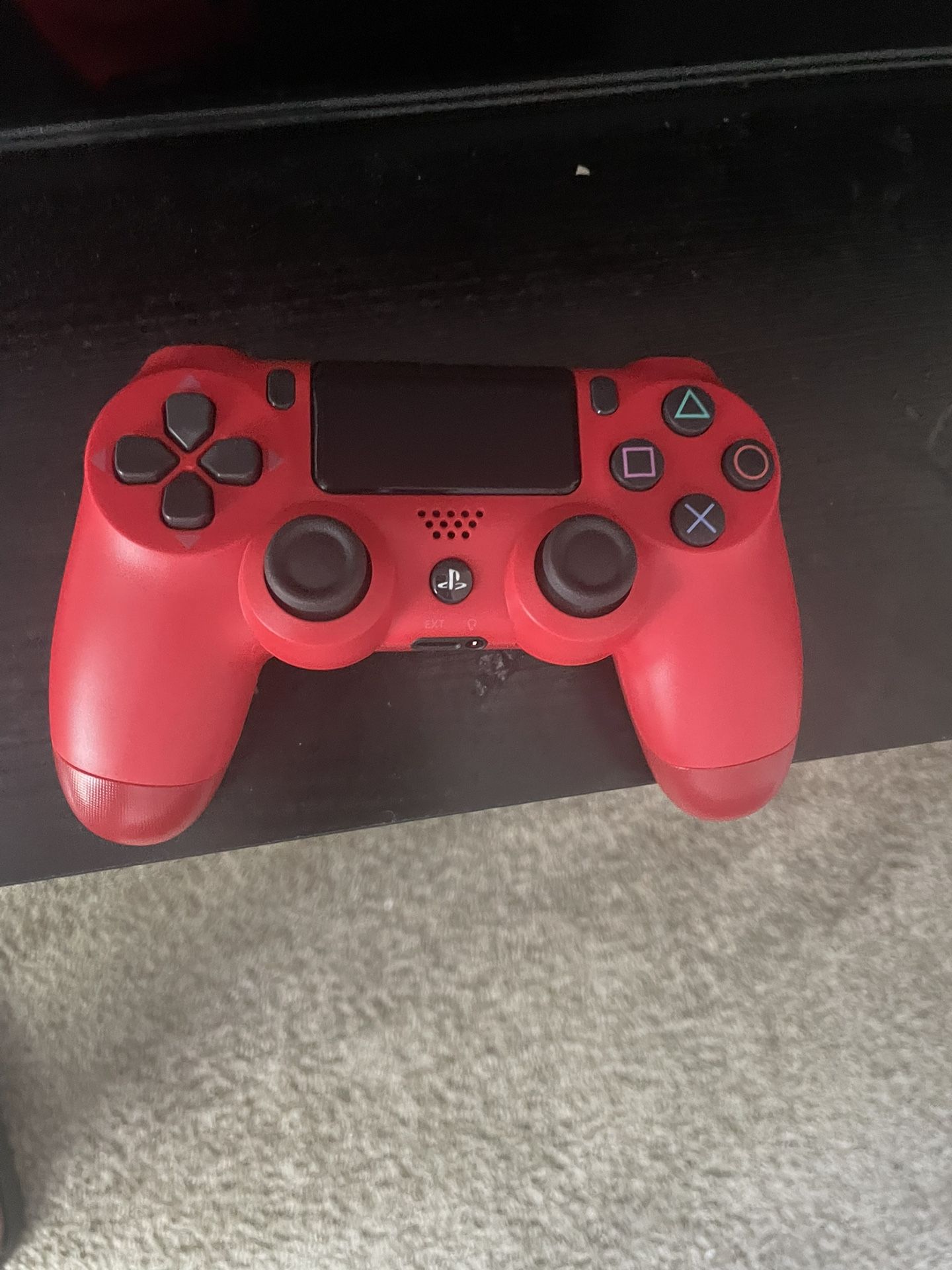 PS4 Controller