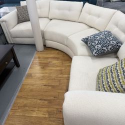 Seccionales Disponibles // Sectional In Stock 