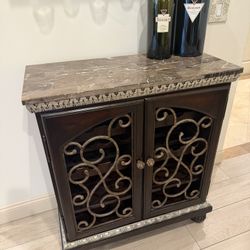 Wine Cabinet 